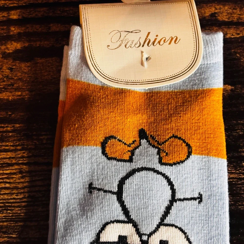 Nickelodeon Squidward Tentacles SpongeBob SquarePants Blue Novelty Crew Socks